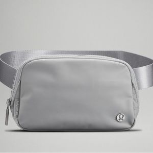 NWT Lululemon Everywhere Bag in Seal Grey. In packaging Free Ship